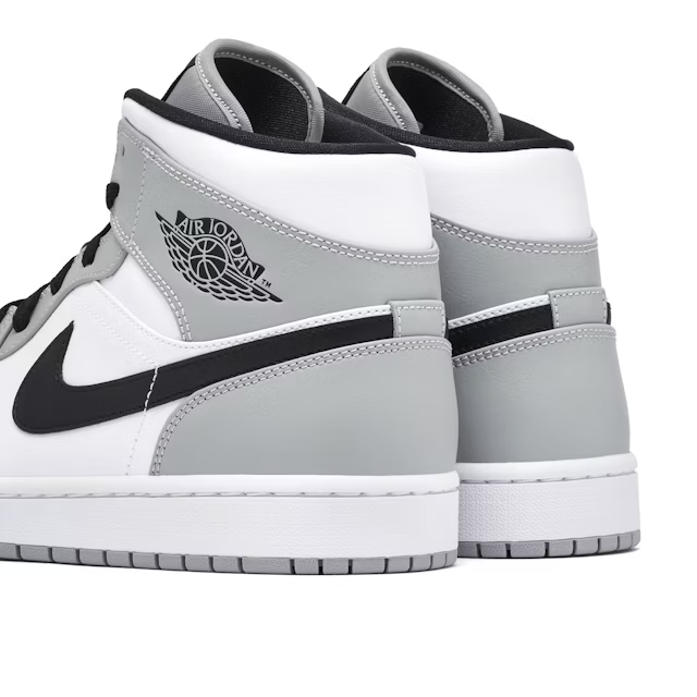 Jordan 1 "Light Smoke Grey"